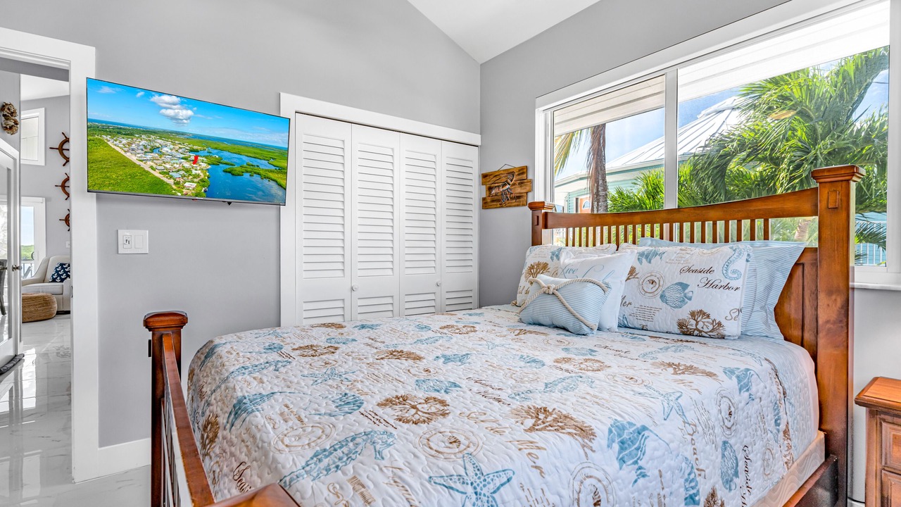 Photo of Bedroom in Winston Waterways