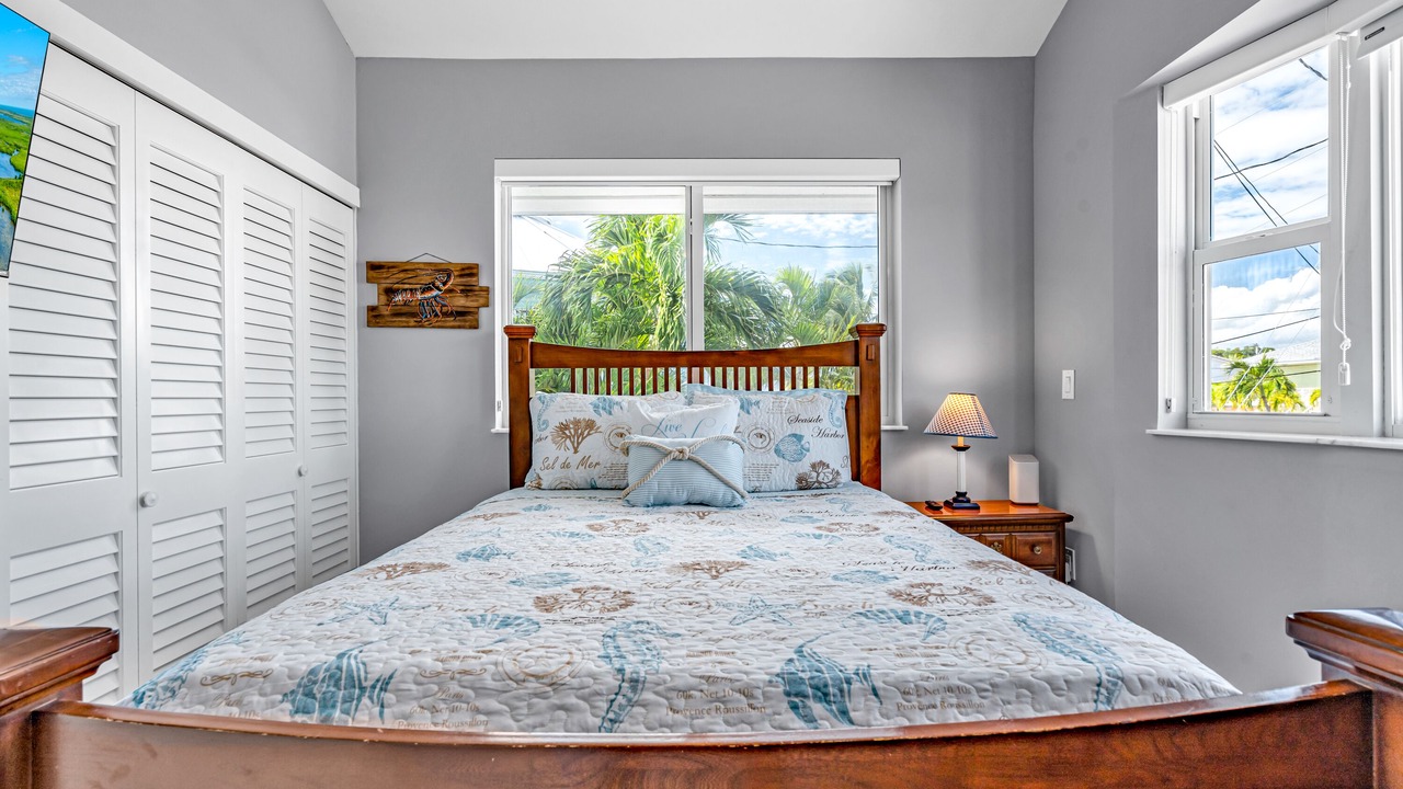 Photo of Bedroom in Winston Waterways
