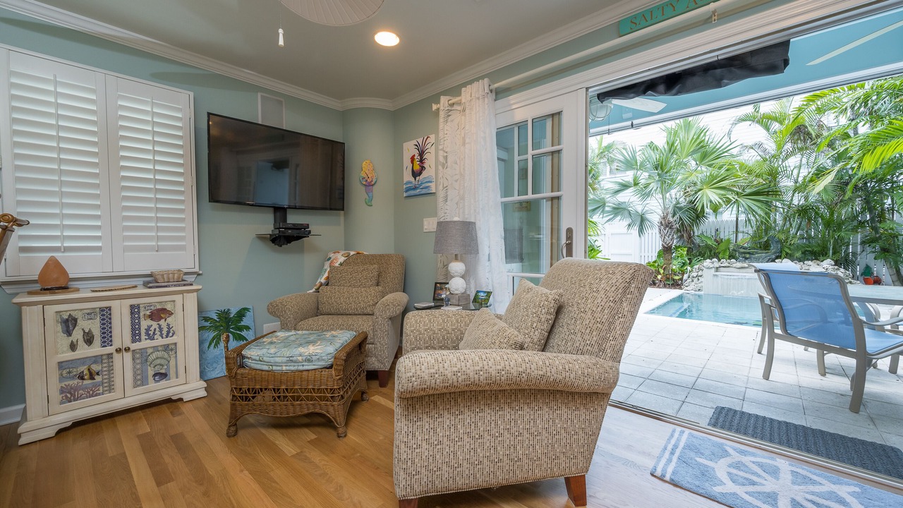 Photo of Livingroom in Bahama Village
