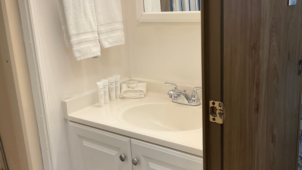 Photo of Bathroom in Cudjoe Key
