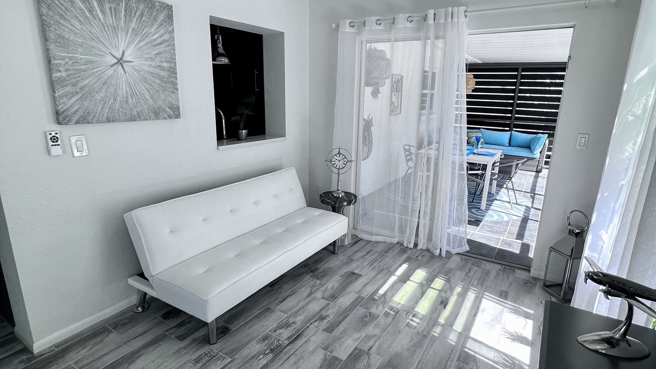 Photo of Livingroom in South Venice