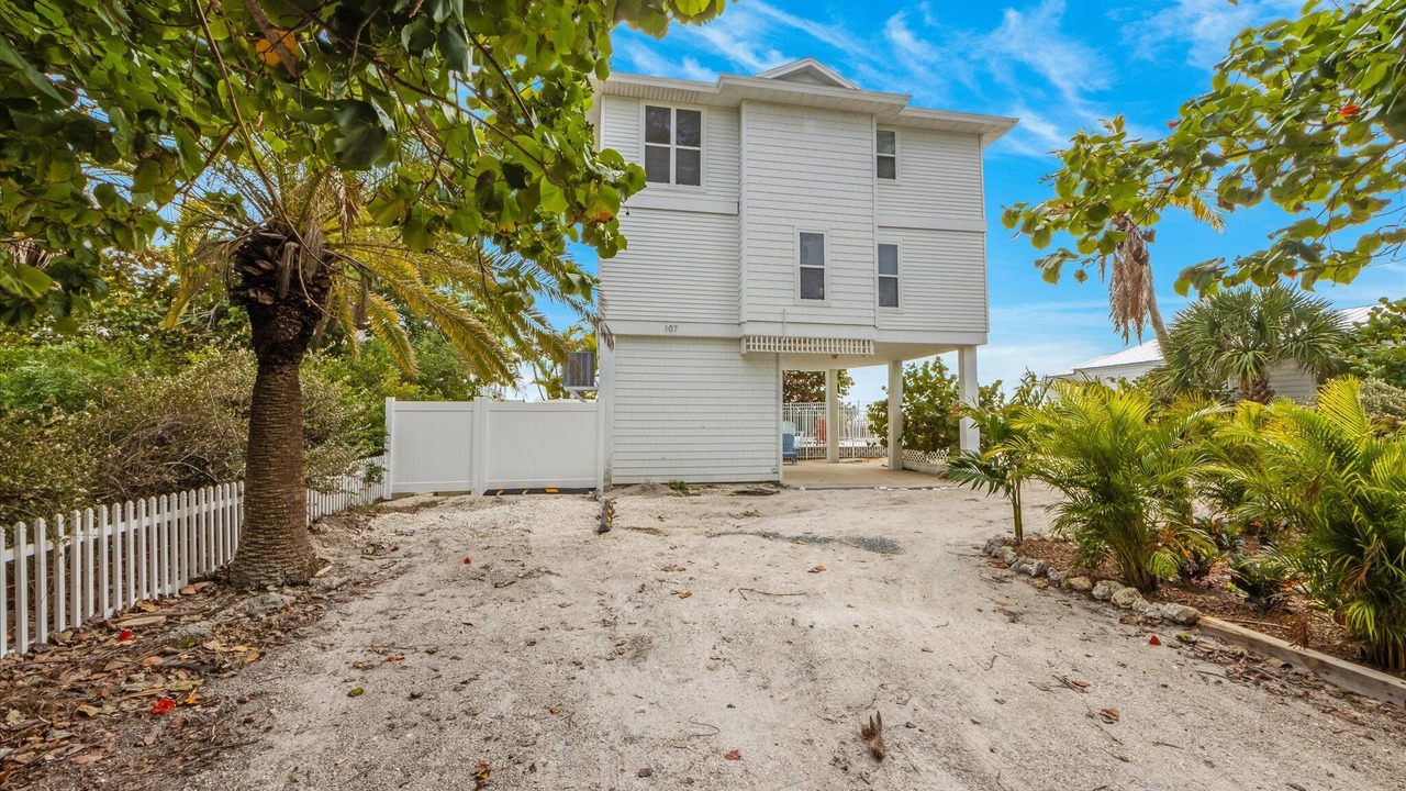 Photo of Outdoor in Holmes Beach