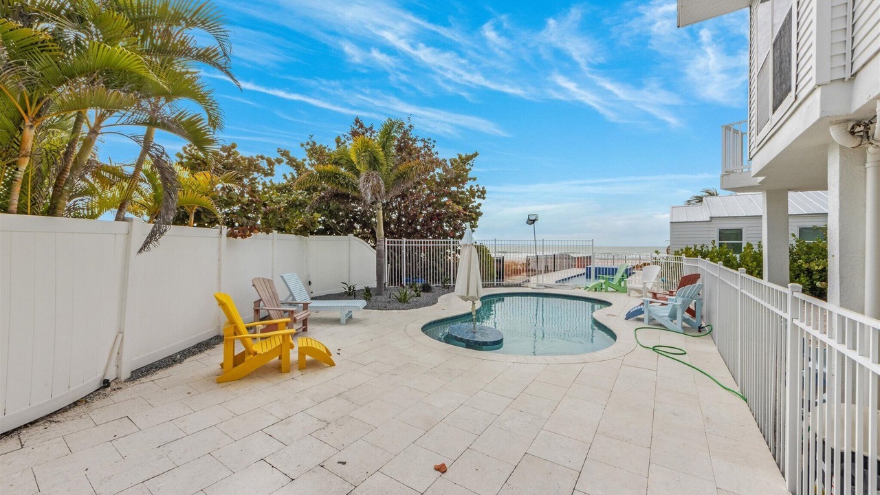 Photo of Patio Balcony in Holmes Beach