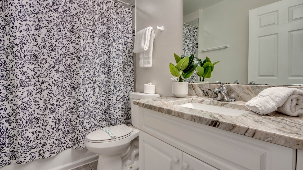 Photo of Bathroom in Diplomat