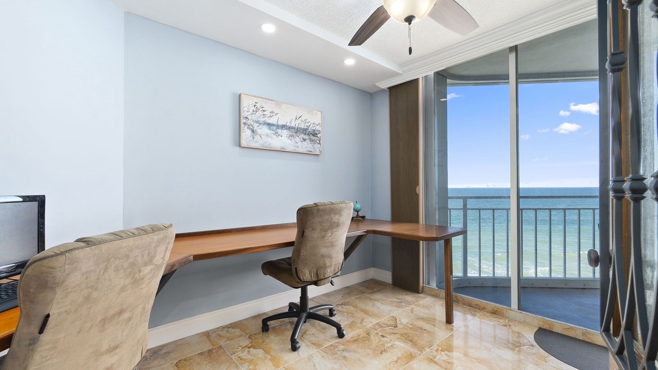 Photo of Patio Balcony in Hutchinson Island South
