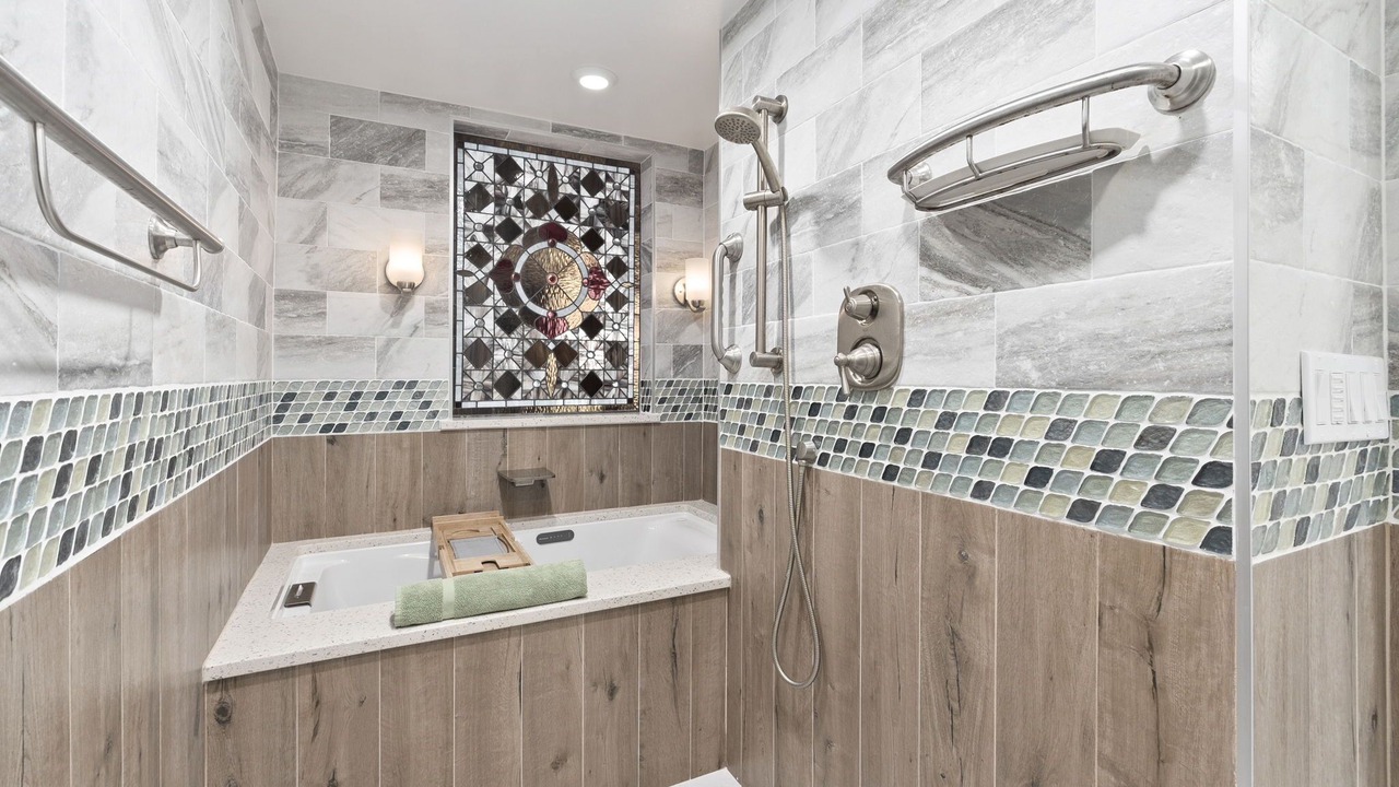 Photo of Bedroom in Hutchinson Island South