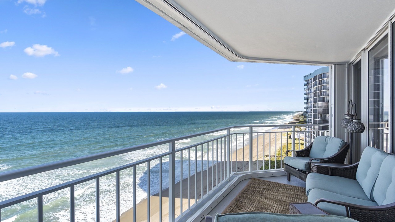 Photo of Patio Balcony in Hutchinson Island South