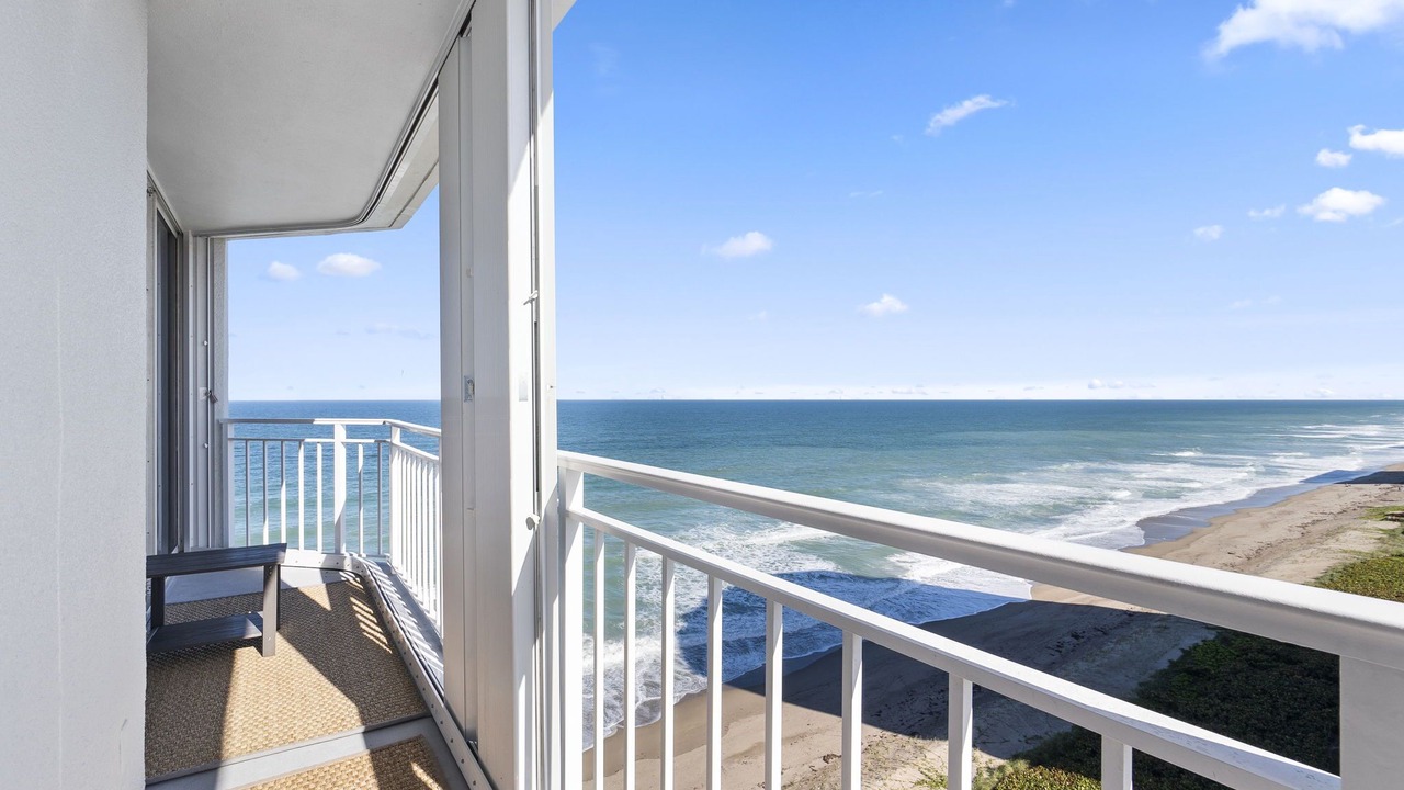 Photo of Patio Balcony in Hutchinson Island South