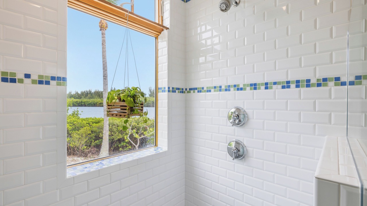Photo of Bathroom in Wabasso Beach