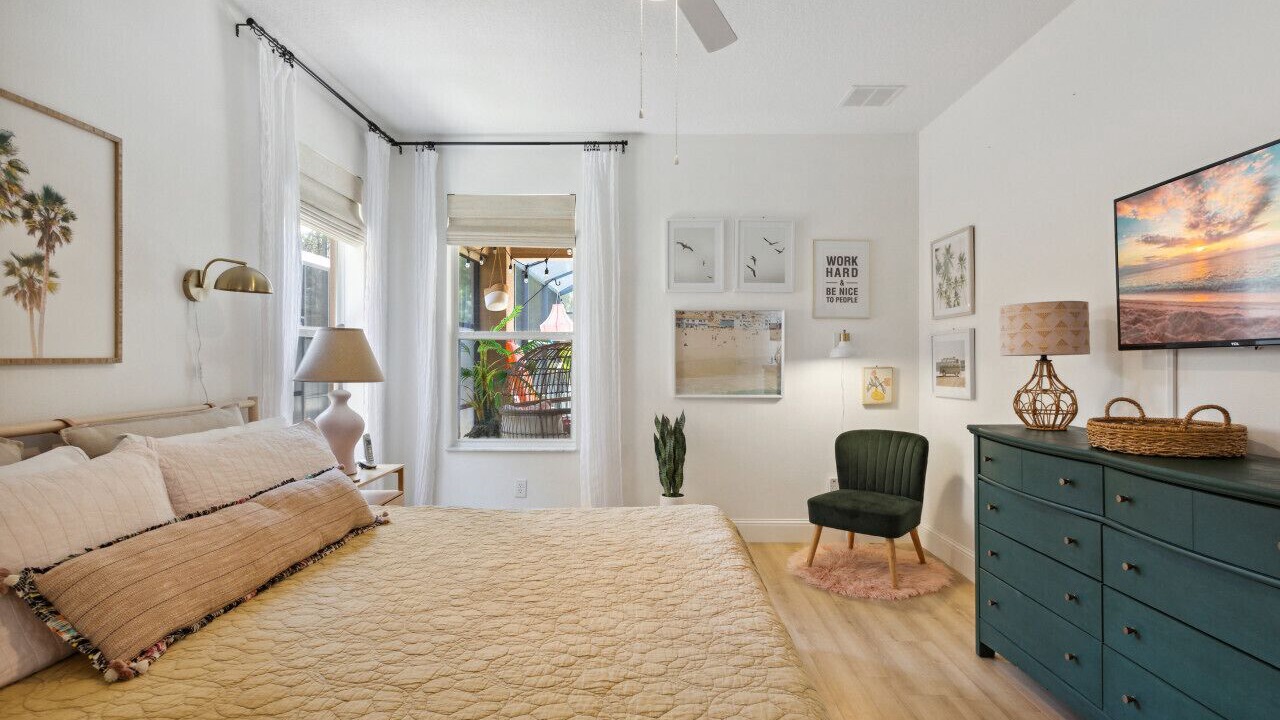 Photo of Bedroom in Watersong