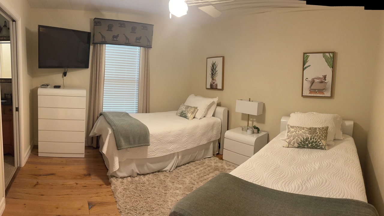 Photo of Bedroom in North Naples
