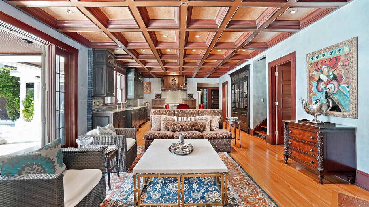 Photo of Livingroom in Historic Old Northeast