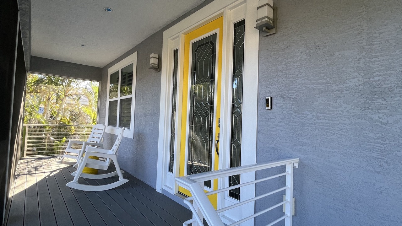 Photo of Patio Balcony in Gulf Harbor