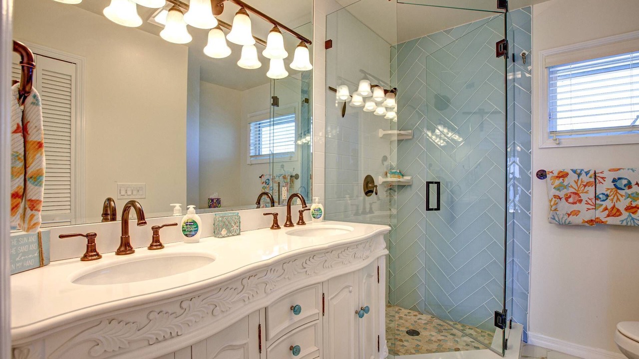 Photo of Bathroom in Eden Pines