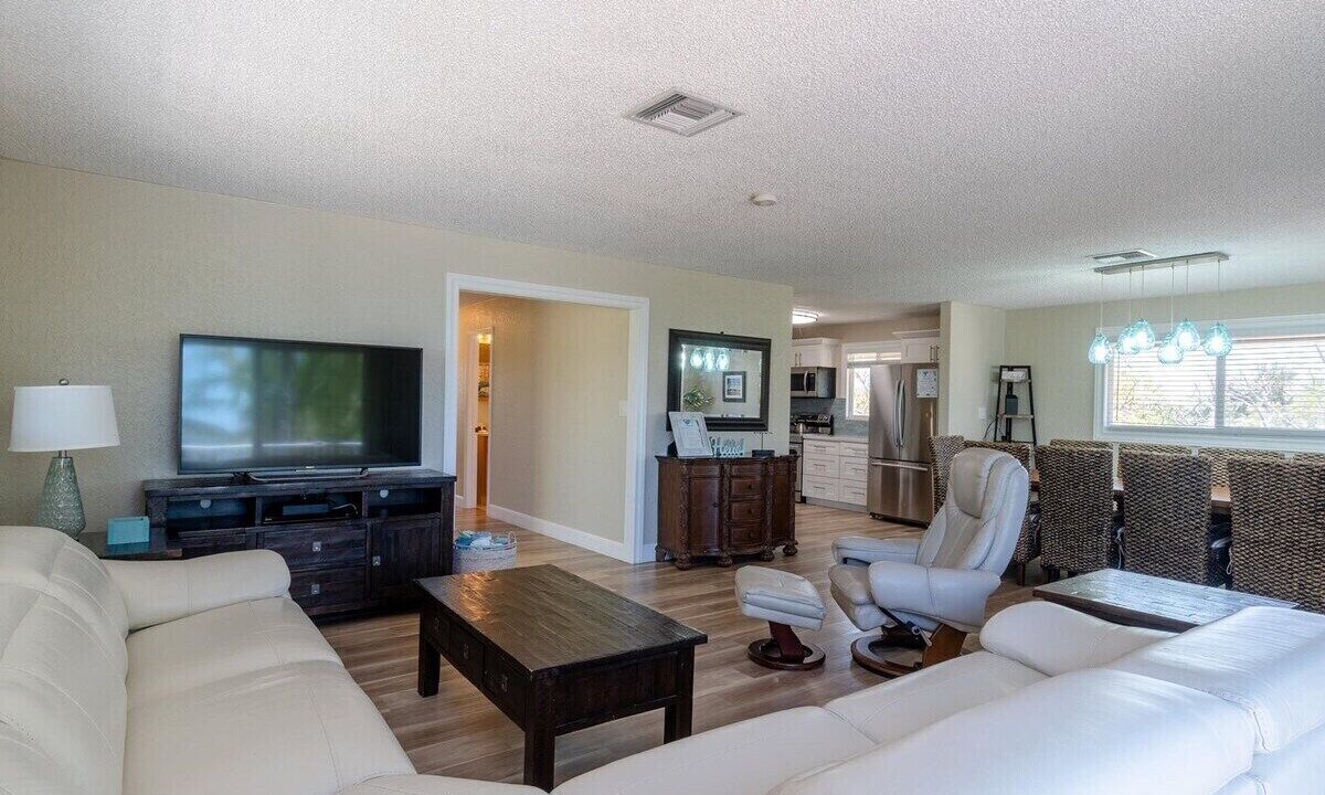 Photo of Bedroom in Marathon