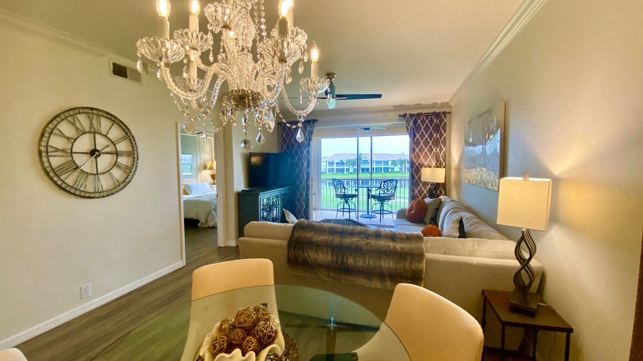 Photo of Bedroom in Tropical Cove