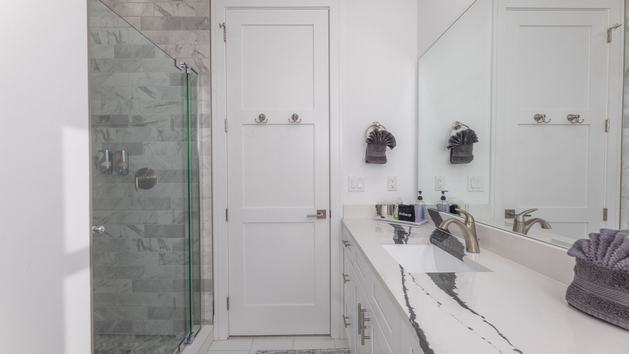 Photo of Bathroom in Marathon