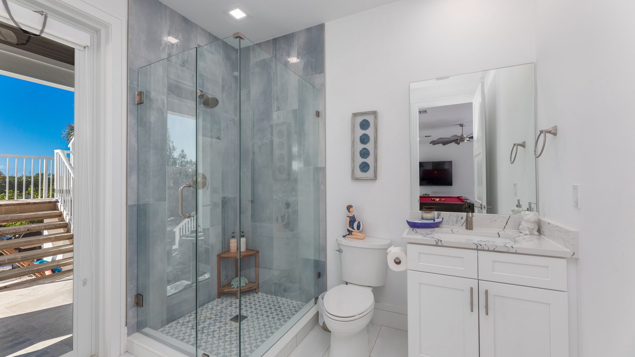 Photo of Bathroom in Marathon