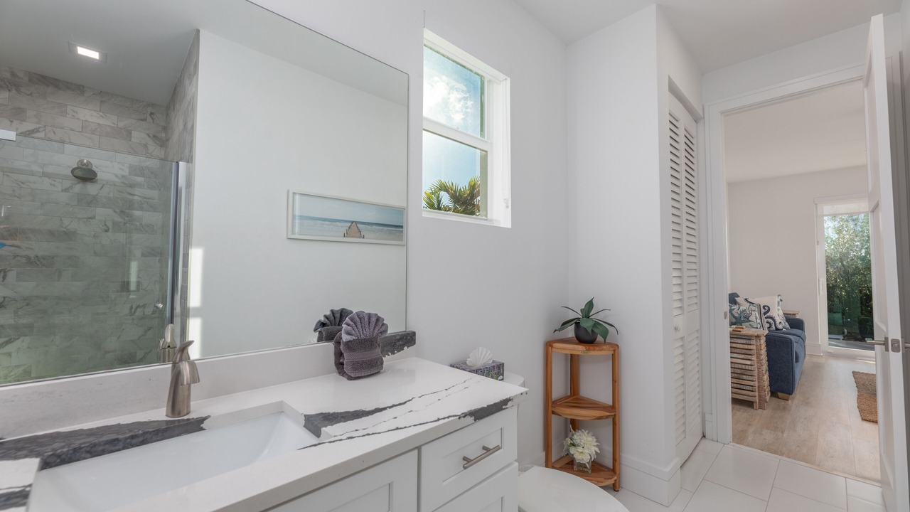 Photo of Bathroom in Marathon