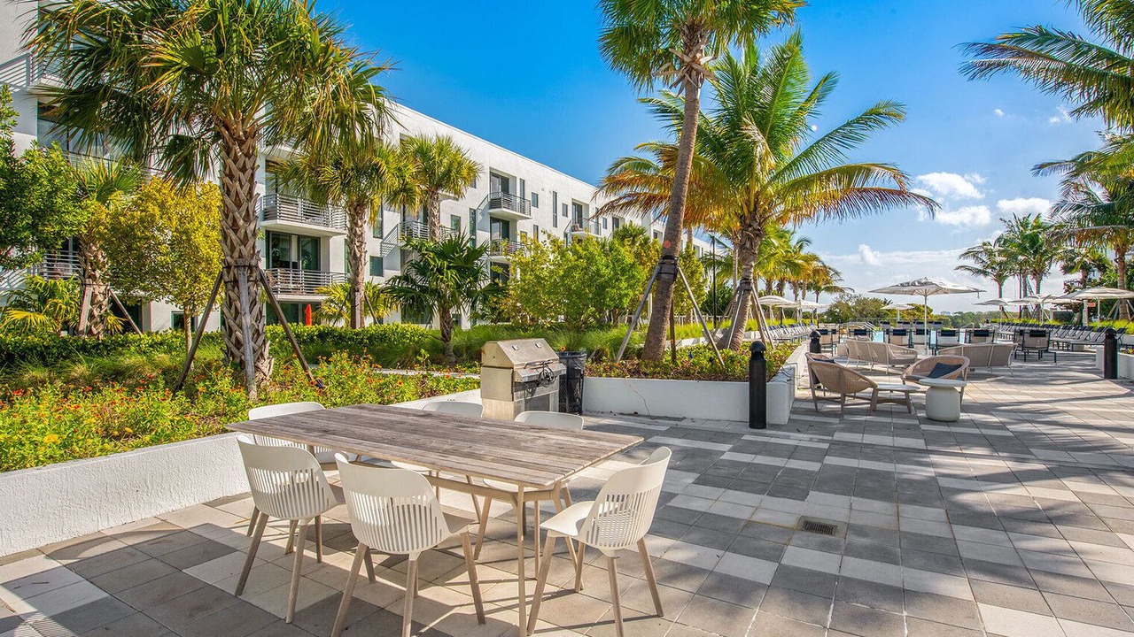 Photo of Outdoor in Northeast Miami