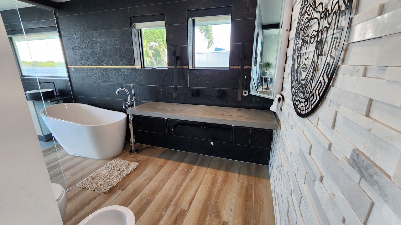 Photo of Bathroom in Northeast Miami