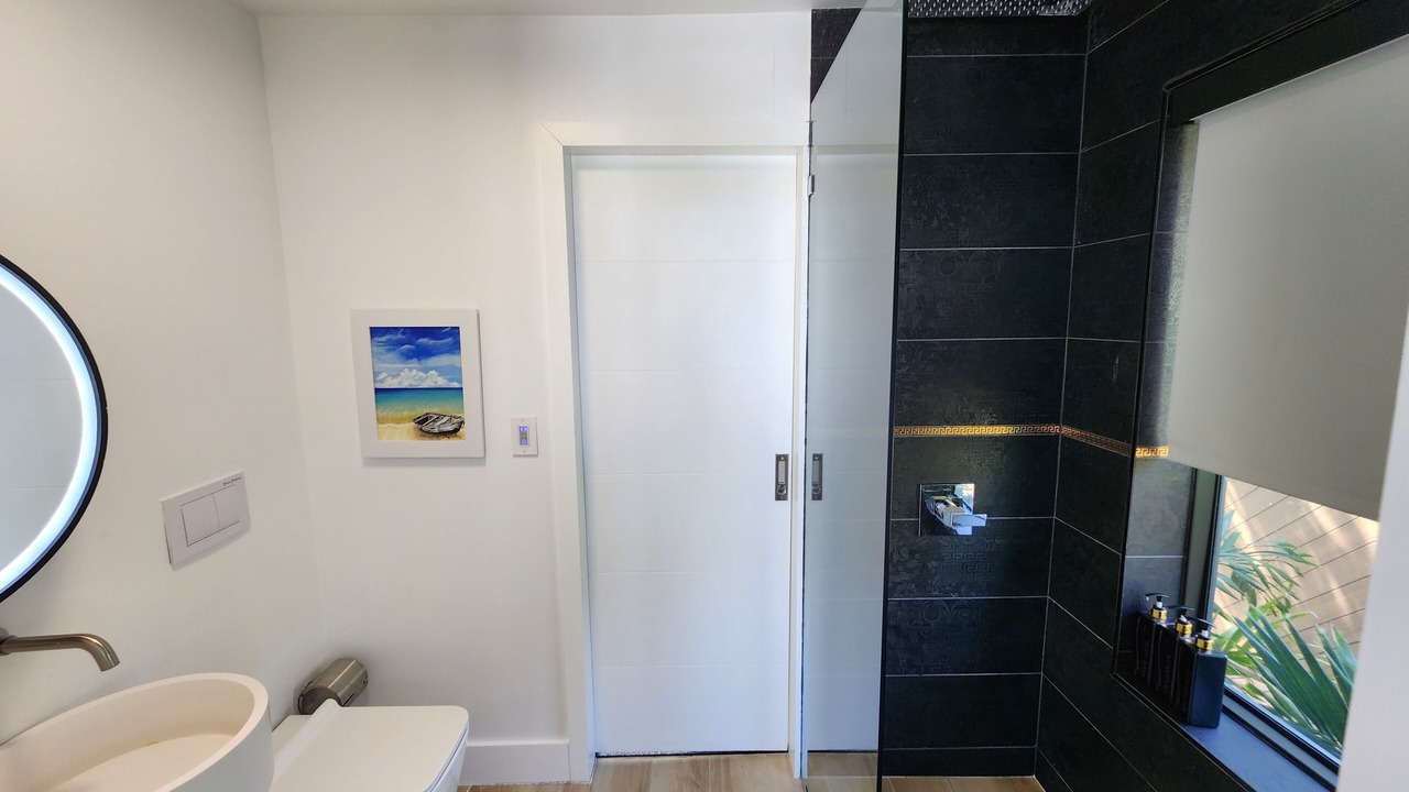 Photo of Bathroom in Northeast Miami