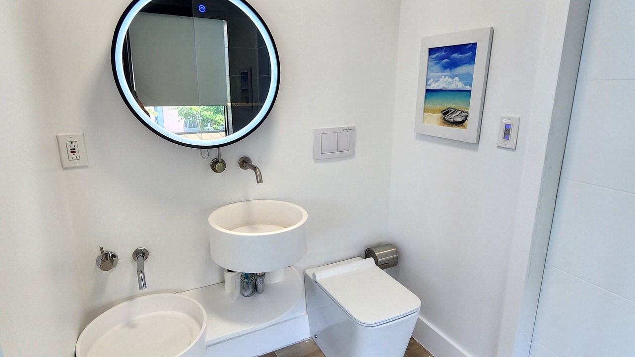 Photo of Bathroom in Northeast Miami