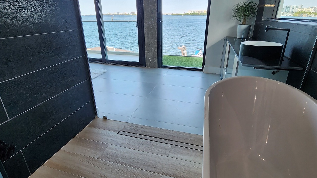 Photo of Bathroom in Northeast Miami