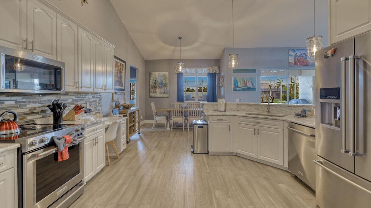 Photo of Kitchen in Caloosahatchee