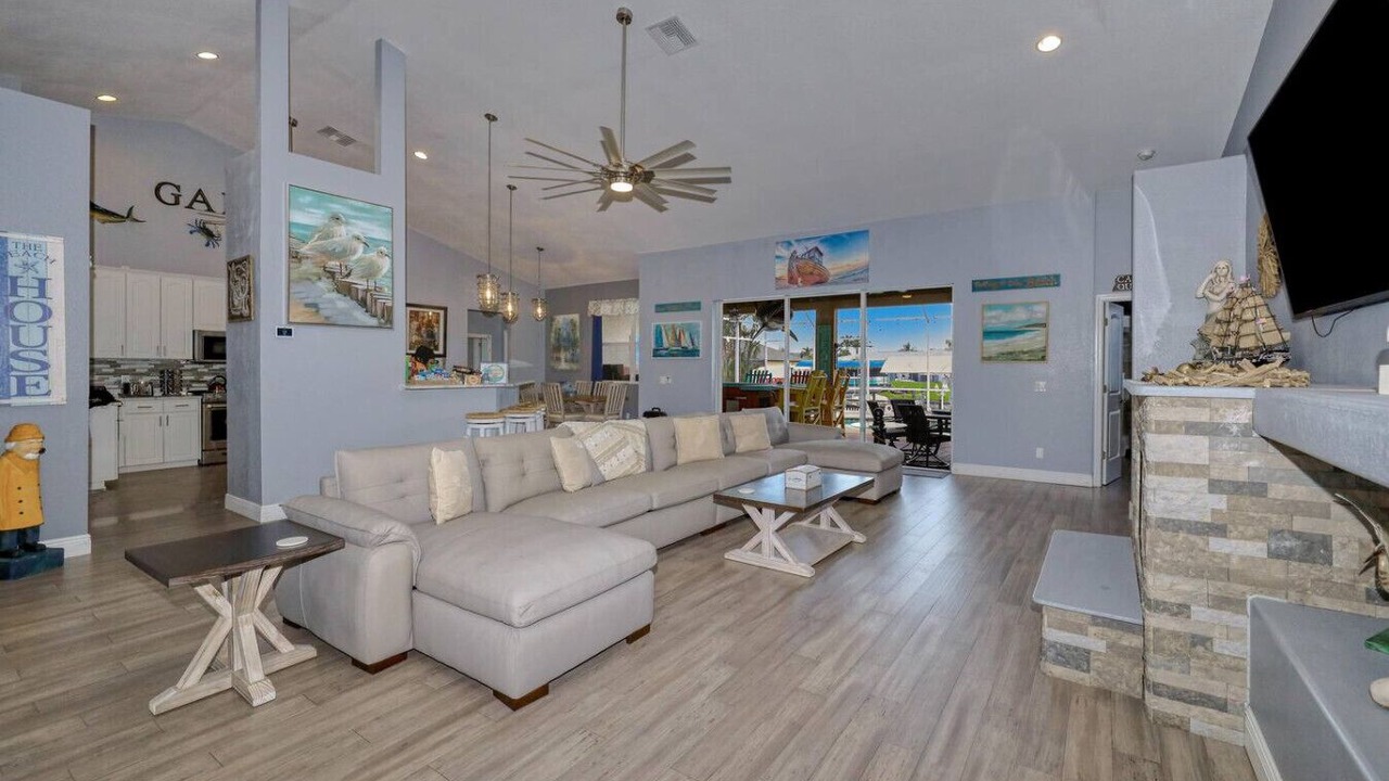 Photo of Others in Caloosahatchee