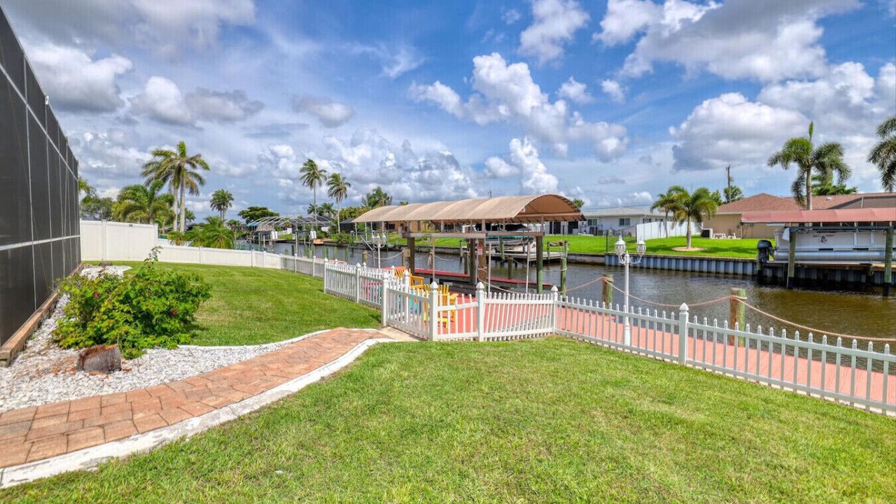Photo of Others in Caloosahatchee