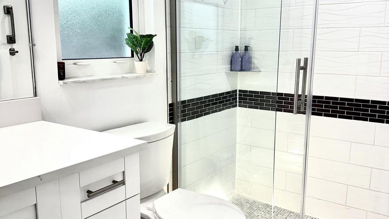 Photo of Bathroom in Naples Park