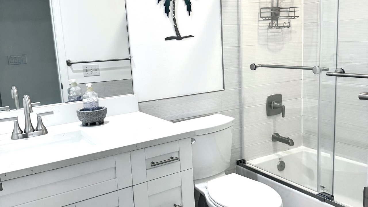 Photo of Bathroom in Naples Park