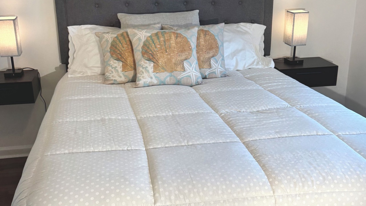 Photo of Bedroom in Naples Park