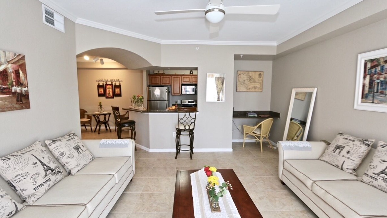 Photo of Livingroom in Naples