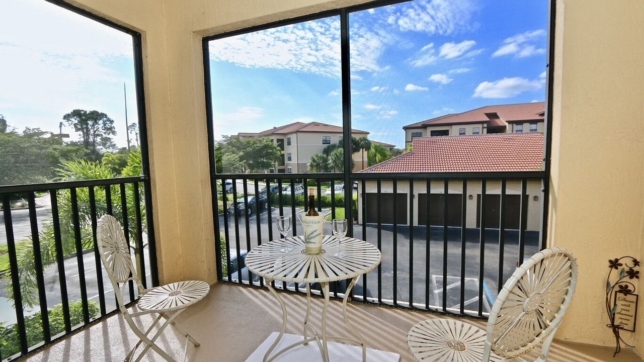 Photo of Outdoor in Naples
