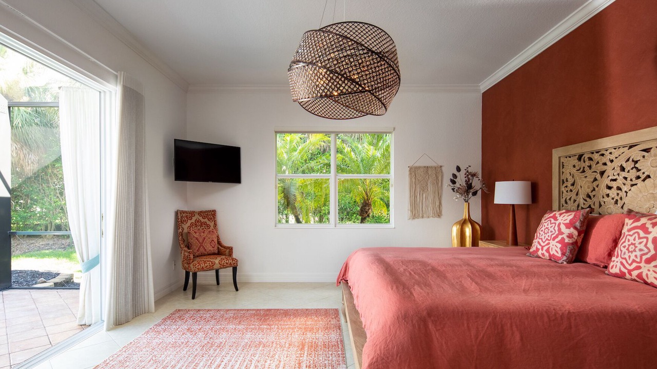 Photo of Bedroom in Central Naples