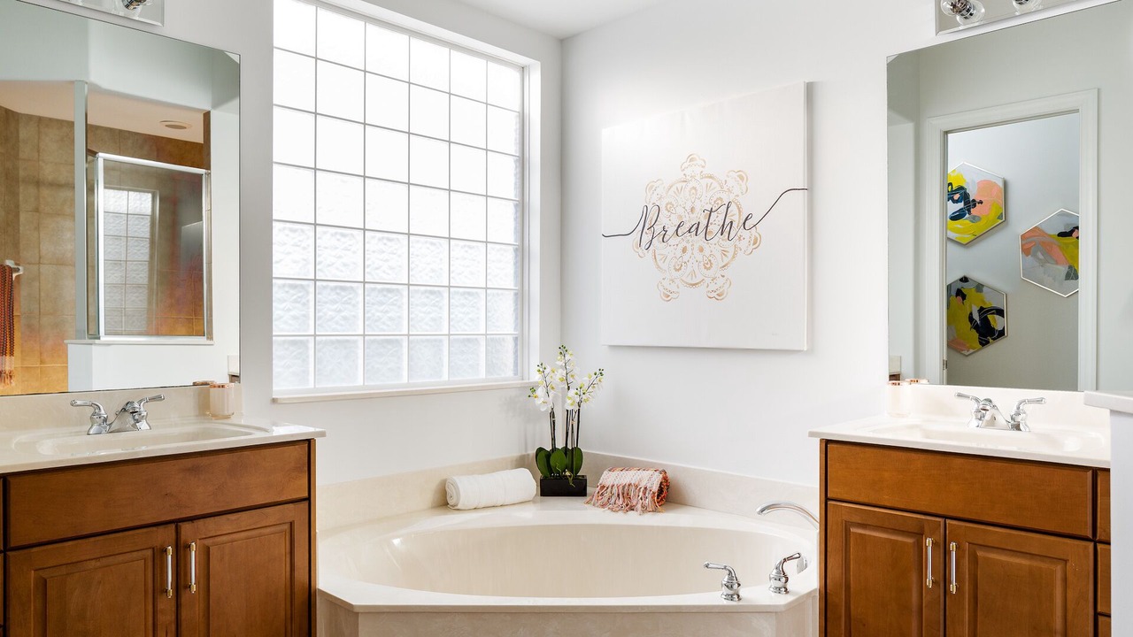 Photo of Bathroom in Central Naples