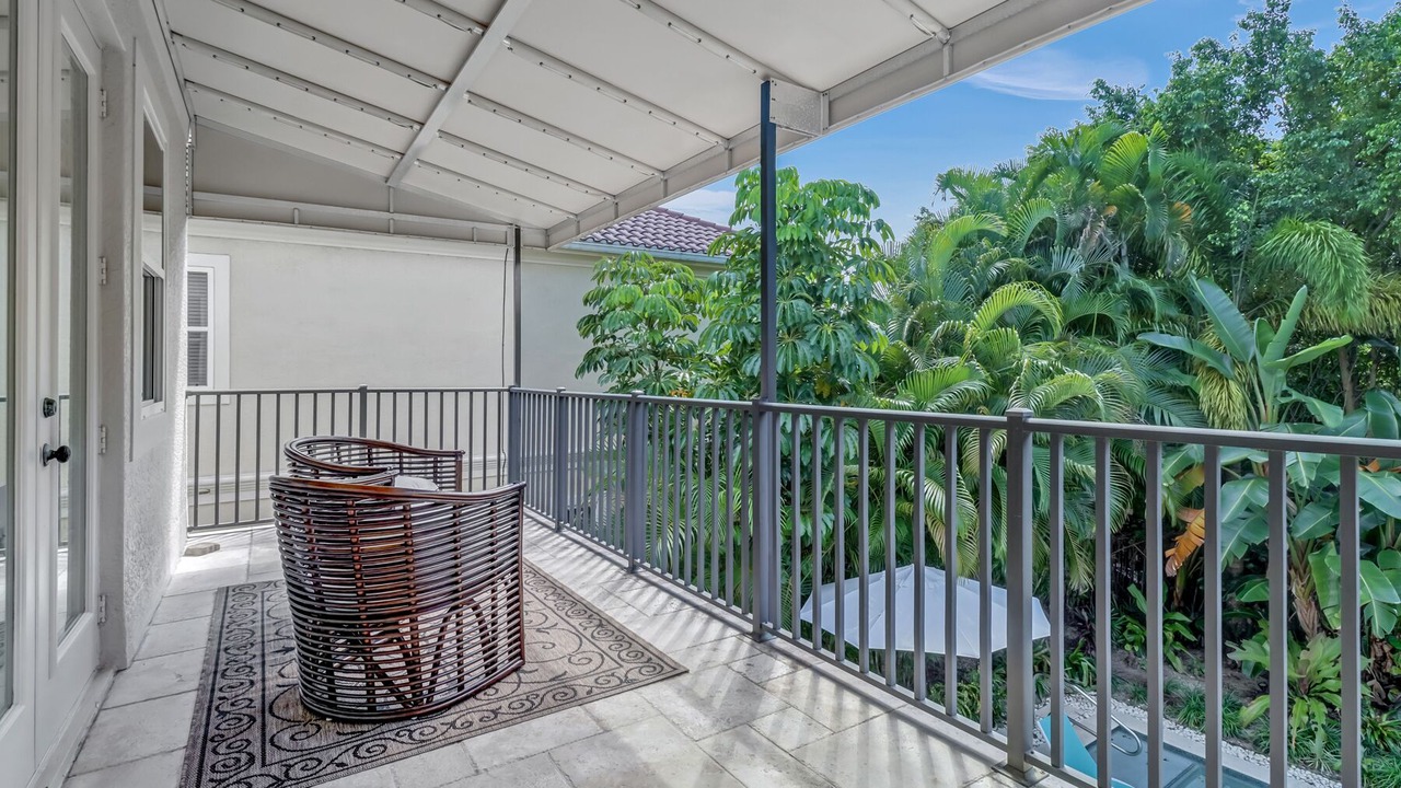 Photo of Patio Balcony in Central Naples