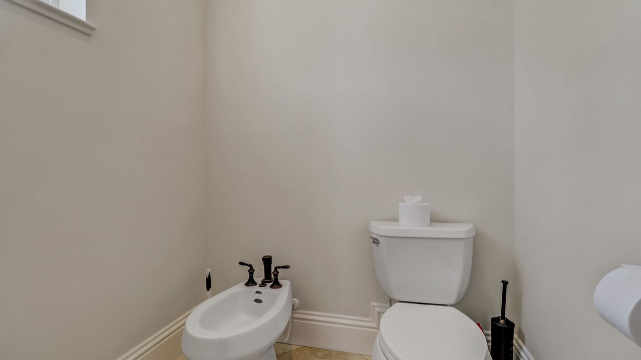 Photo of Bathroom in Central Naples