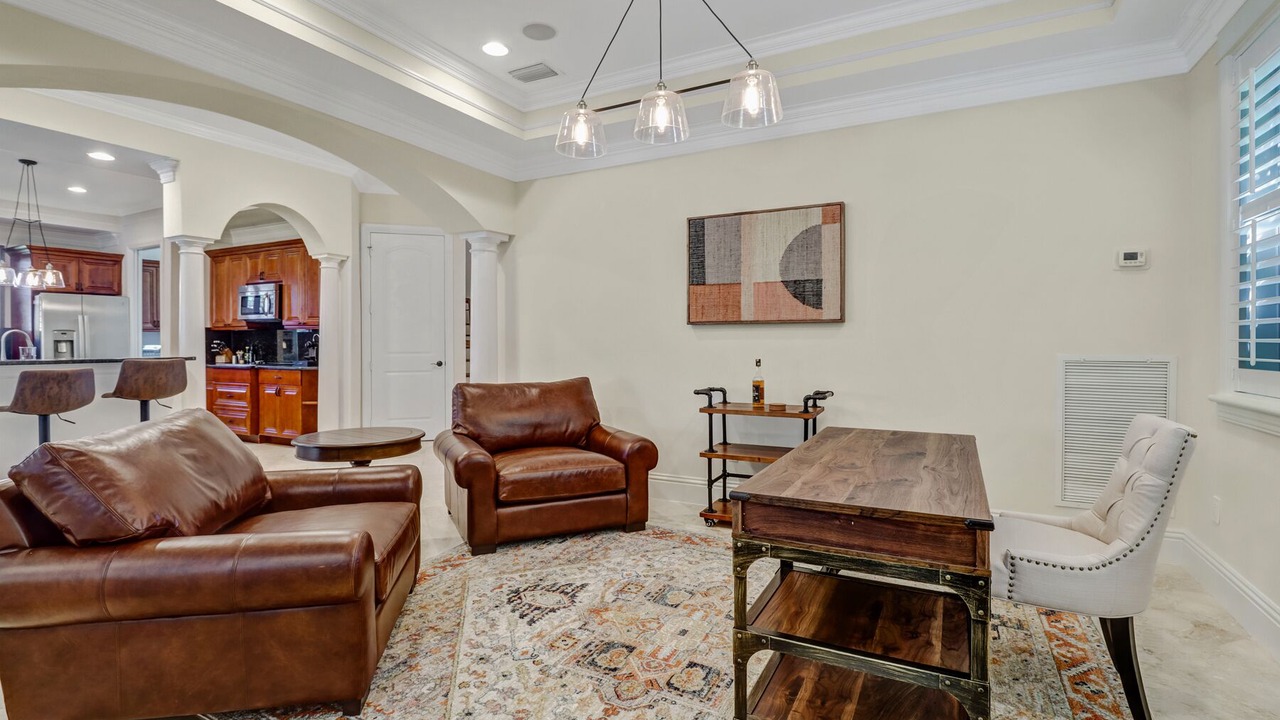 Photo of Livingroom in Central Naples