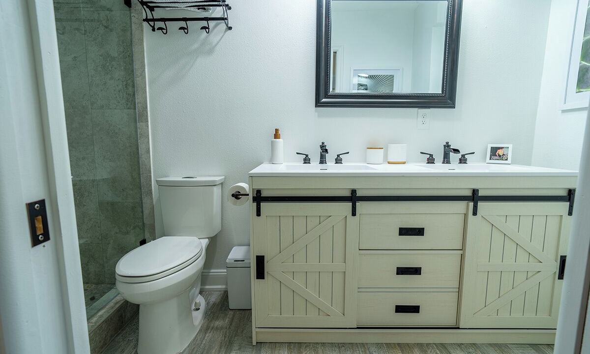 Photo of Bathroom in Riviera Bay