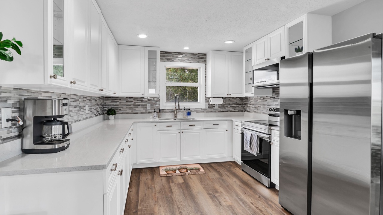 Photo of Kitchen in Taylor Creek