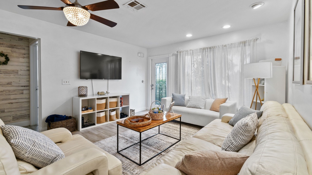 Photo of Livingroom in North Palm Beach