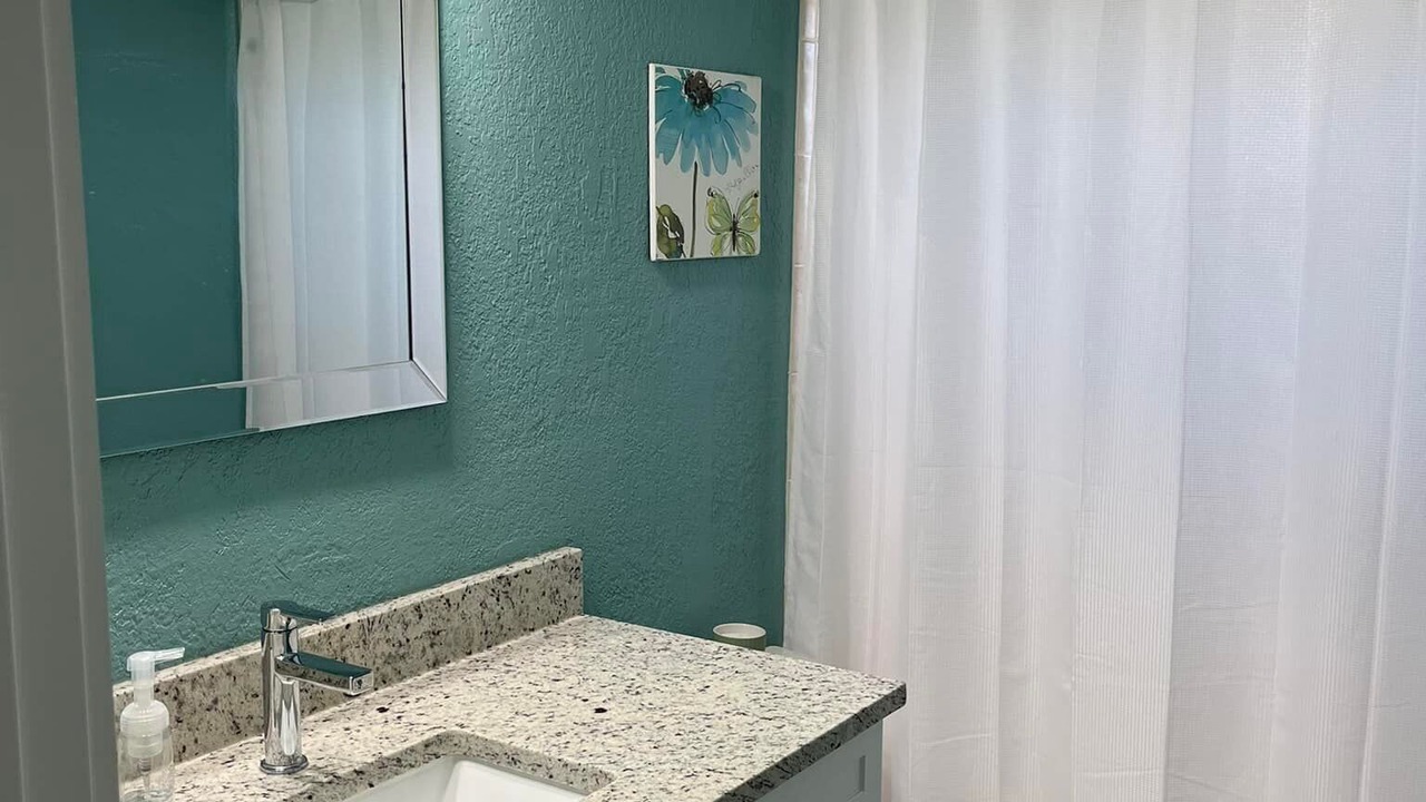 Photo of Bathroom in Harbour Heights