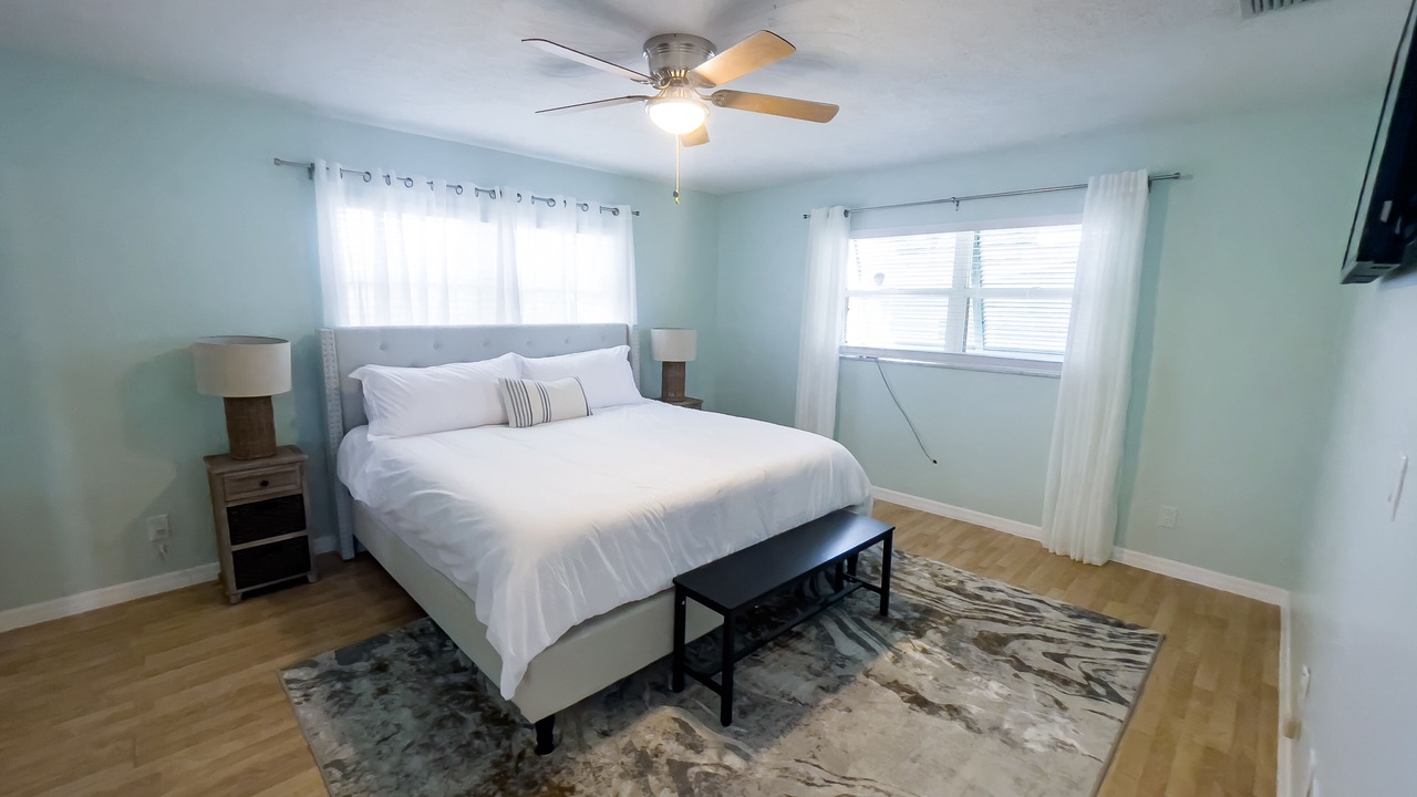 Photo of Bedroom in Jensen Beach