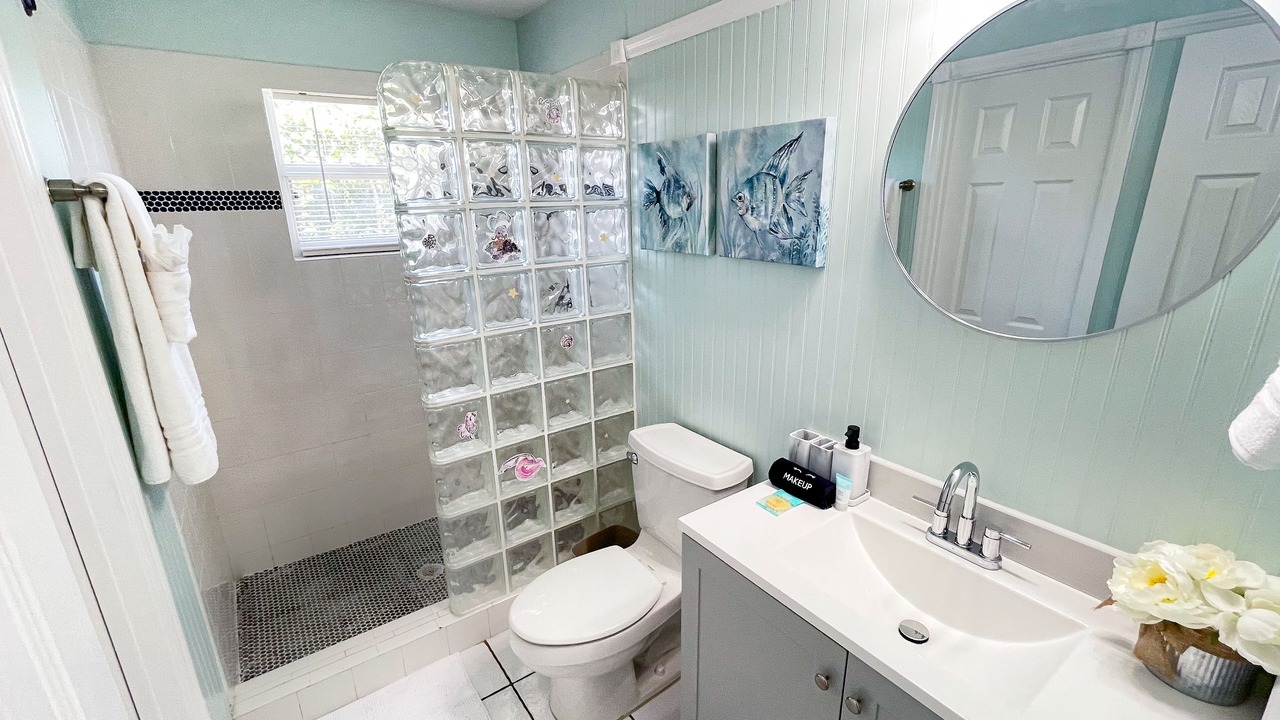 Photo of Bathroom in Jensen Beach
