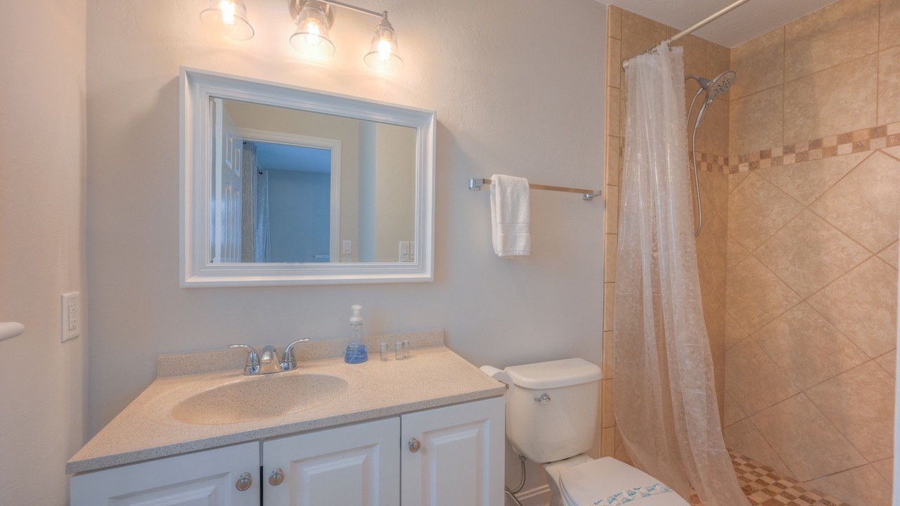 Photo of Bathroom in Naples Park