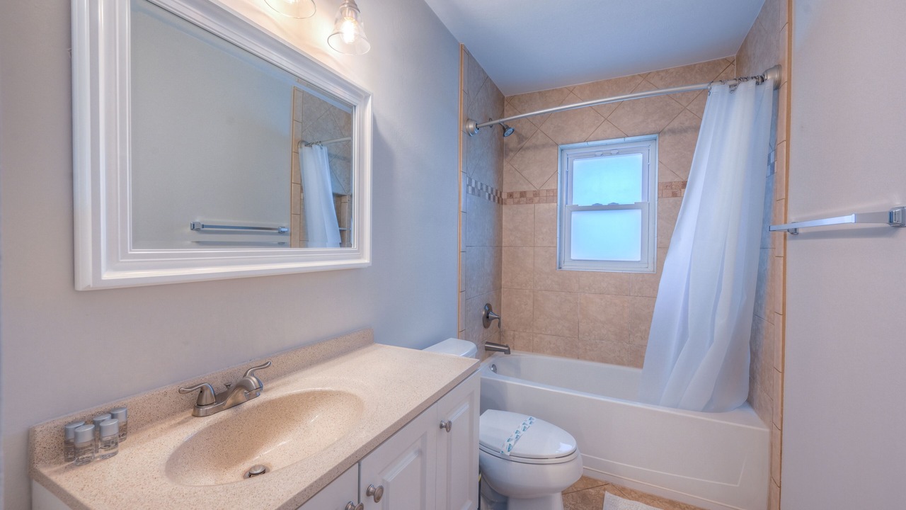 Photo of Bathroom in Naples Park