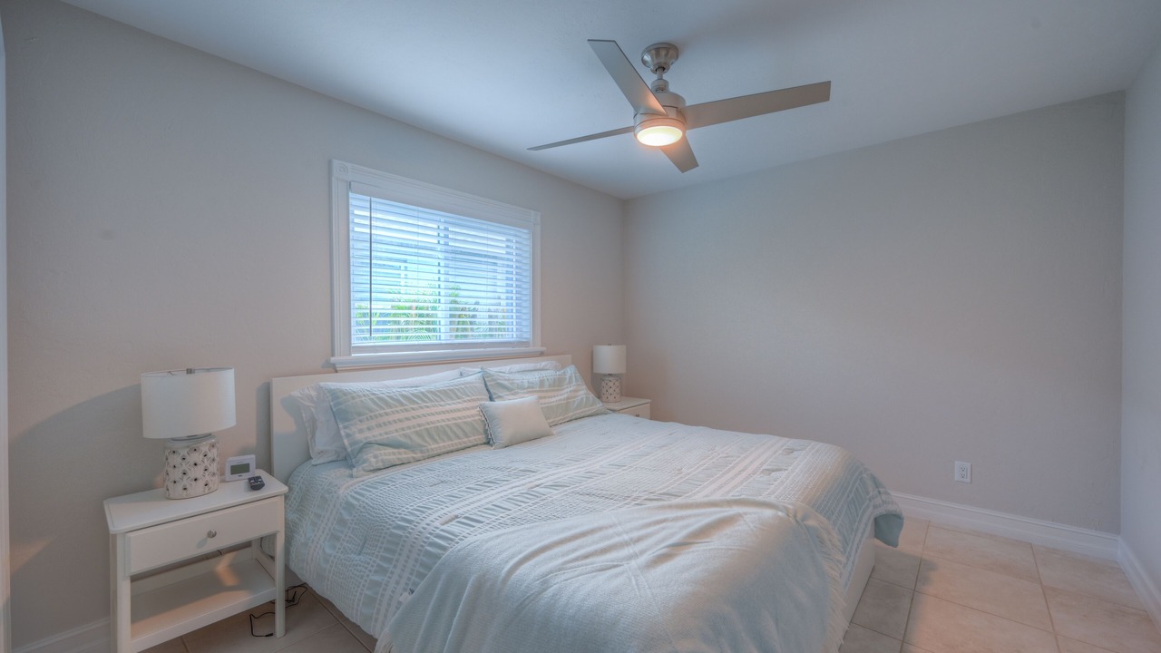 Photo of Bedroom in Naples Park